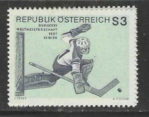 Austria MNH sc# 788 Hockey