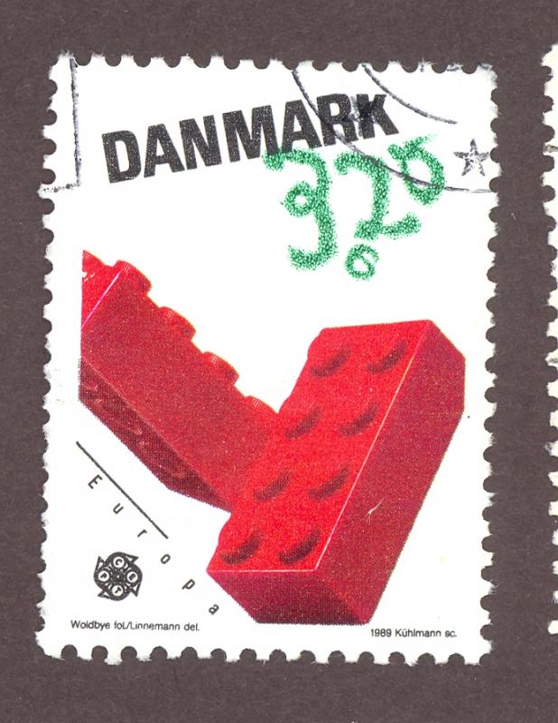 Denmark  SC# 871   Used 