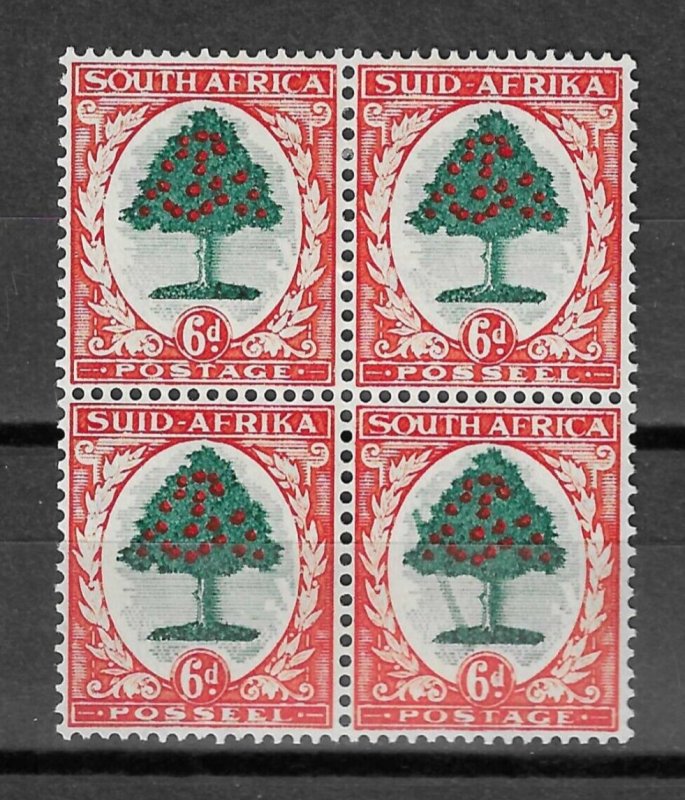 SOUTH AFRICA 1933/48 SG 61/61a MINT Cat £370