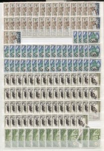 France Accumulation MNH CV$18400.00 1960-1999 Wholesale In 4 Albums