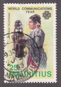 Mauritius 562 World Communications Year 1983