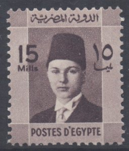Egypt Scott 214 - SG256, 1937 King Farouk 15m Perf 13 x 13.1/2 MH*