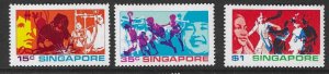 SINGAPORE SG182/4 1972 YOUTH MTD MINT