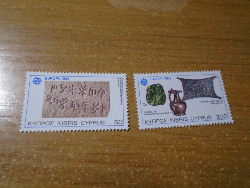 Cyprus  #  595-96   MNH