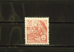 11896   E Germany - DDR  MNH # 165                  CV$ 15.00