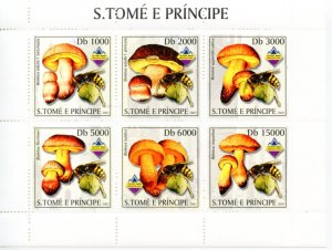 CLOSE OUT SAO TOME 2003 MUSHROOMS SHEET MINT NH