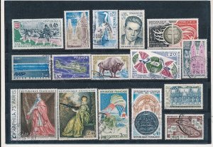 D397316 France Nice selection of VFU Used stamps