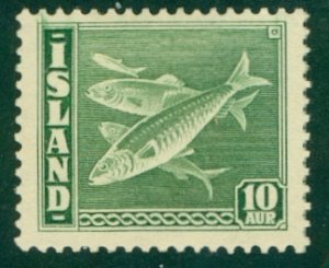 ICELAND 221b MH PERF 14*13 1/2 RL 4083 CV $65.00 BIN $30.00