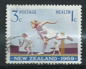 New Zealand SG 900 Very Fine Used