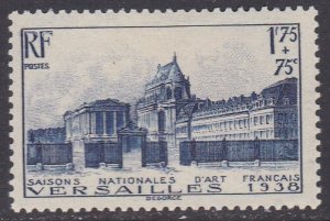 France Sc #B70 Mint Hinged; Mi #422