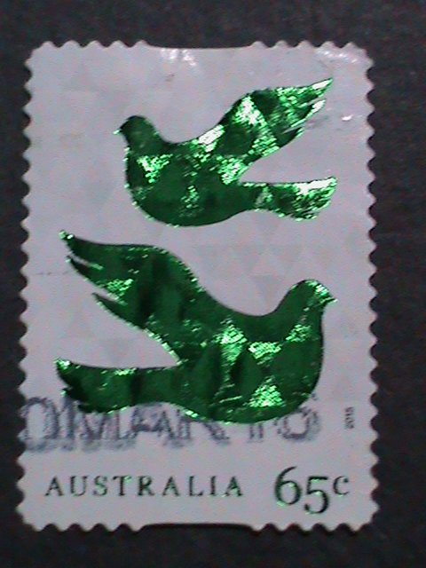​AUSTRALIA-RARE HOLOGRAM-LOVELY BIRDS STAMP USED -VF WE SHIP TO WORLD WIDE.