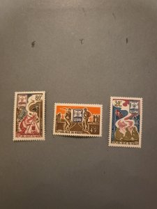 Stamps Niger Scott #196-8 never hinged