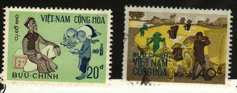 Vietnam #400, 426 used