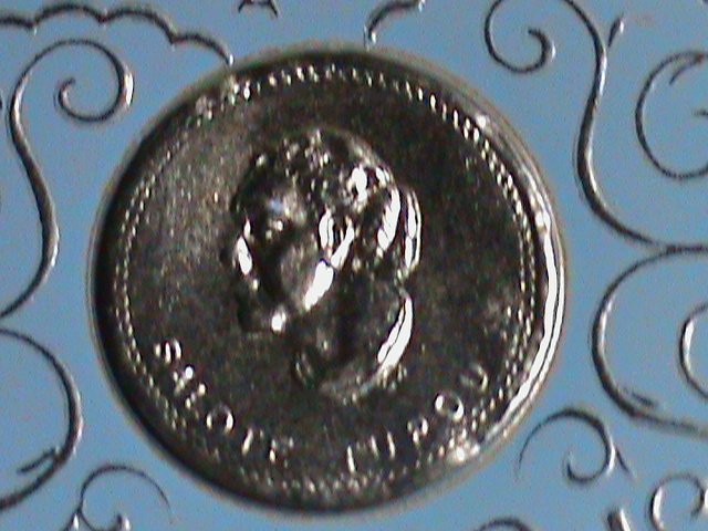 ​TONGA 1964 SC#137 GOLD REPLICA HEART SHAPE-LT.BLUE-9 PENCE-STAMP-MNH VF