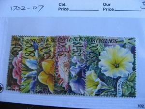 NEW ZEALAND flowers set Sc 1702-07 MNH