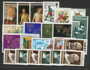 Rwanda Very Fine MNH** Stamps Lot Collection 15382