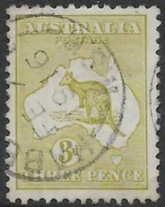 Australia  47  1915   3d  fvf used