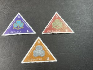 GIBRALTAR # 322-324-USED---COMPLETE SET---1975