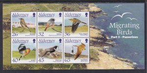 Alderney 238a Birds Souvenir Sheet MNH VF