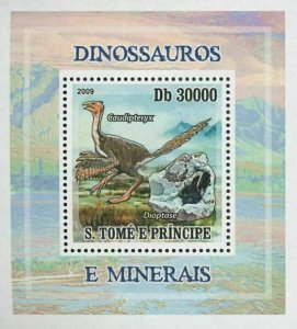 Dinosaur and Minerals Dioptase Mini Sov. Sheet MNH