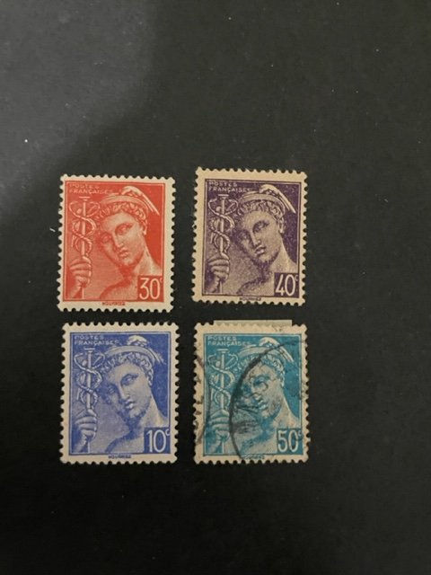 France sc 455-458 MH+MNH+u comp set