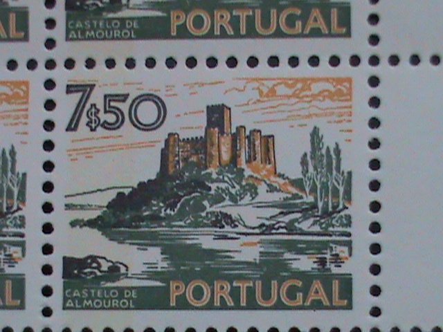 ​PORTUGAL-1974 SC#1214-AMOURAL CASSTLE - MNH-BLOCK VF-KEY STAMPS EST. 25e
