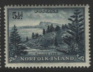 Norfolk Island Sc#8 MH