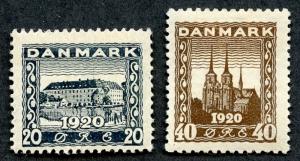 Denmark Scott 157 - 158, MHR.  SCV $22.00