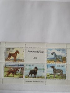 Stamps Ireland Scott #567A nh