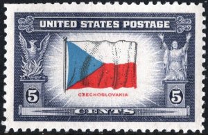 SC#910 5¢ Overrun Countries: Czechoslovakia Single (1943) MNH/Fault