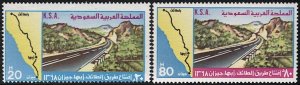 SAUDI ARABIA 1978 Sc 769-70 Mint NH  VF - Taif-Abha-Jizan Highway, Map