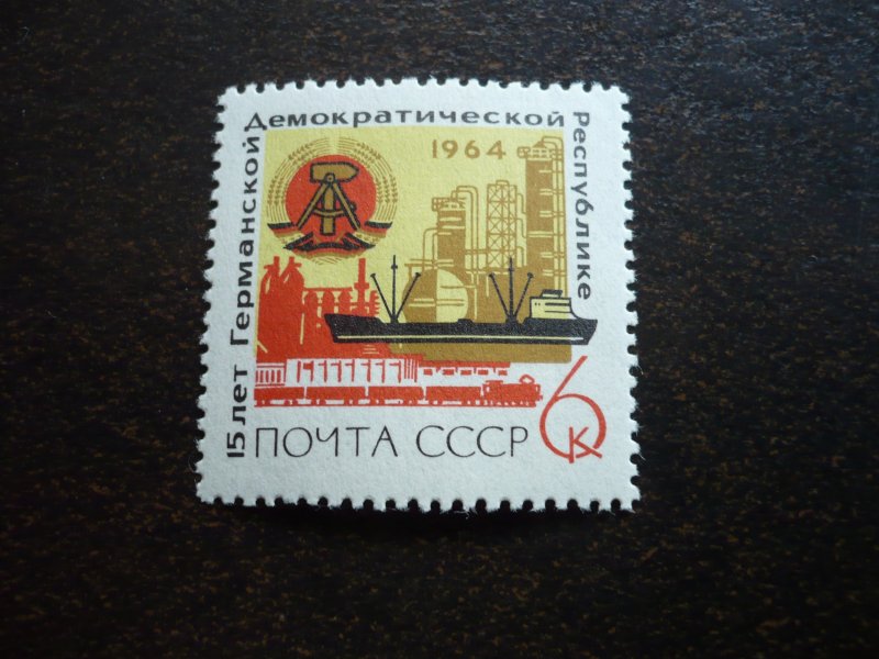 Stamps - Russia - Scott# 2942 - Mint Never Hinged Set of 1 Stamp