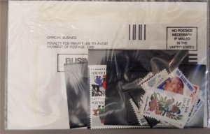 US Stamps 1982 Mint NH Commemorative Year Set Complete in USPS Sealed Plastic