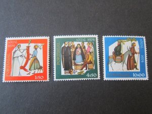 Portugal 1974 Sc 1235-7 Christmas Religion set MNH