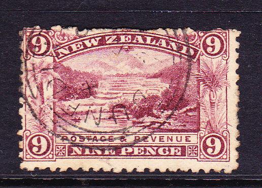 NEW ZEALAND 1898-07  9d PICTORIAL   FU P11 WMK REV  SG 314x