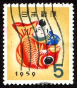 Japan #662  u - 1958 New Year 1959 - Year of the Boar - fish