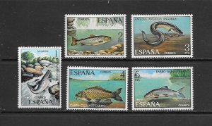 FISH - SPAIN #2031-5  MNH