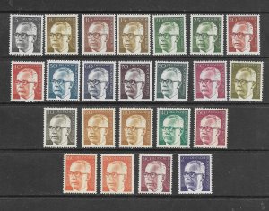 Berlin #9N284 - 9N301 The President Heinemann Complete Set MNH C.V. $20.90+