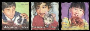 *FREE SHIP Children Pets Malaysia 2011 Cat Dog Rabbit Animal Child (stamp) MNH