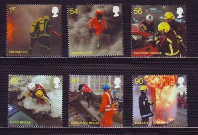 Great Britain Sc 2680-5 2009 Fire & Emergency Services stamp set  mint NH