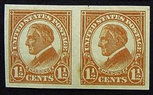 USA, Scott 576 Mint Never Hinged Pair