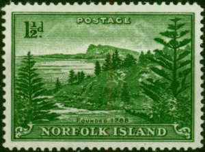 Norfolk Island 1956 1 1/2d Emerald Green SG3a 'White Paper' Fine LMM