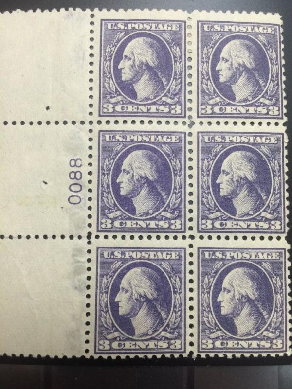 530 Plate Block Of 6. Hinged On One Stamps. Reverse Plate Number