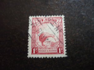 Stamps - New Zealand - Scott# 186 - Used Part Set of 1 Stamp