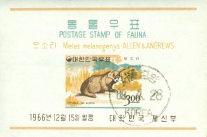 KOREA 502a-503a ,504a USED SS SCV  $14.00  BIN $6.50