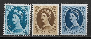 1958-9 Great Britain 366,367,369 MNH Queen Elizabeth definitive set of 3