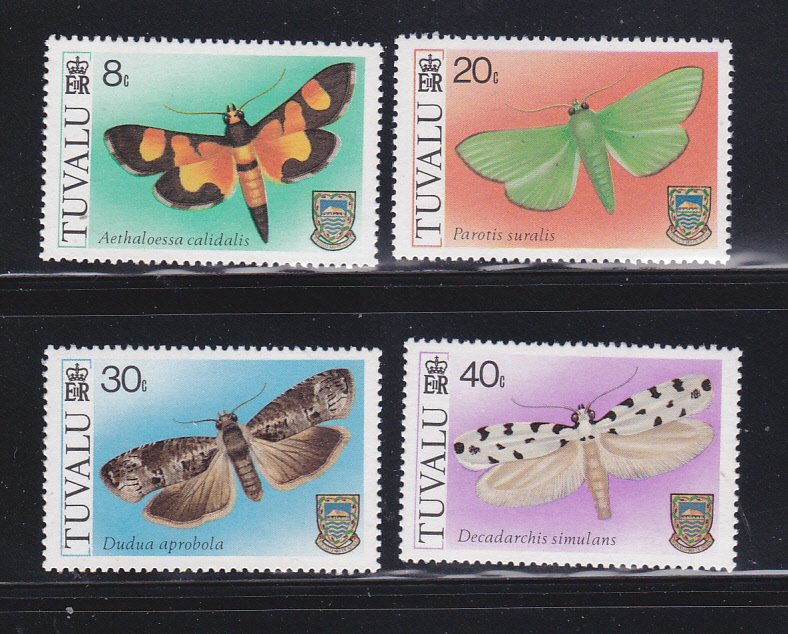 Tuvalu 138-141 Set MNH Insects, Moths (A)
