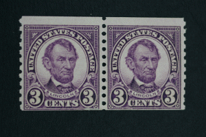 United States #600 Coil Pair MNH