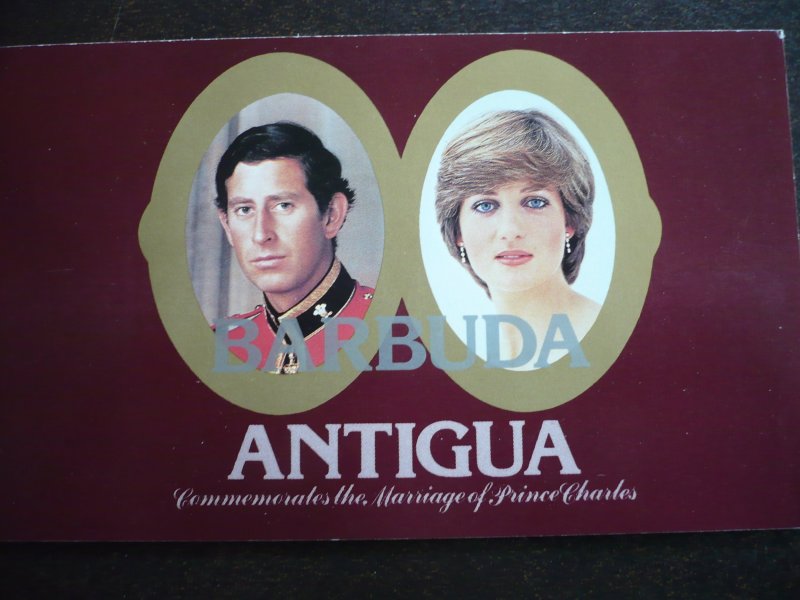 Stamps - Barbuda - Scott# 501 - Mint Never Hinged Booklet