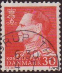 Denmark 1961 Sc#385 30ore Red  King Frederik IX Used